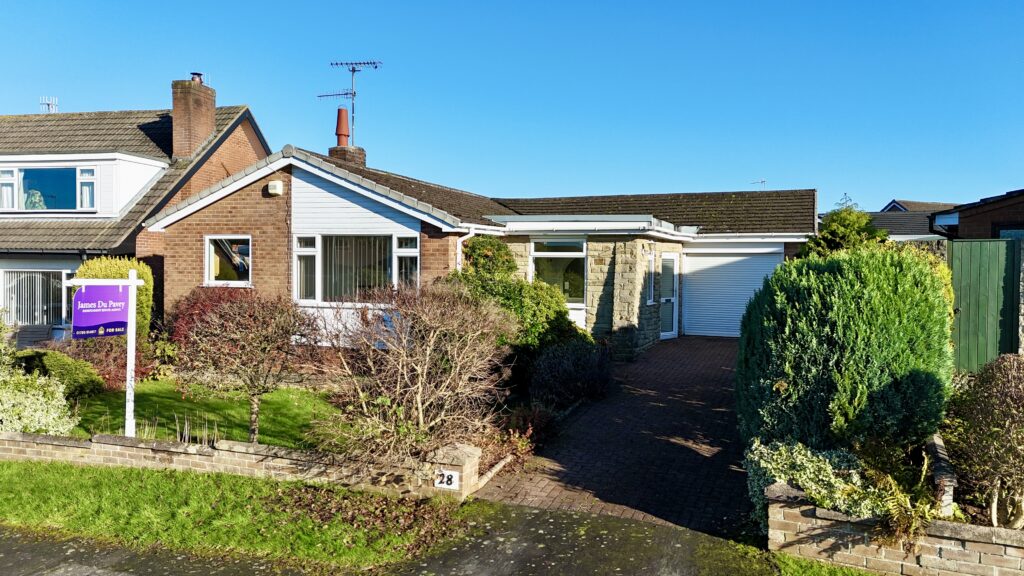 Diamond Ridge, Barlaston, ST12