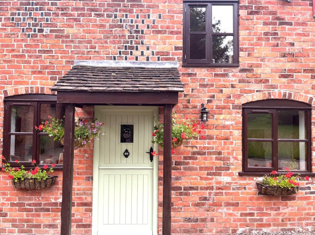 ‘Ravenscourt Barns’, Main Road, Betley, Staffordshire