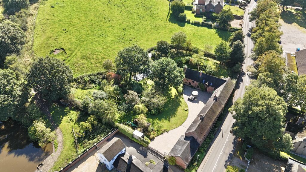 ‘Ravenscourt Barns’, Main Road, Betley, Staffordshire