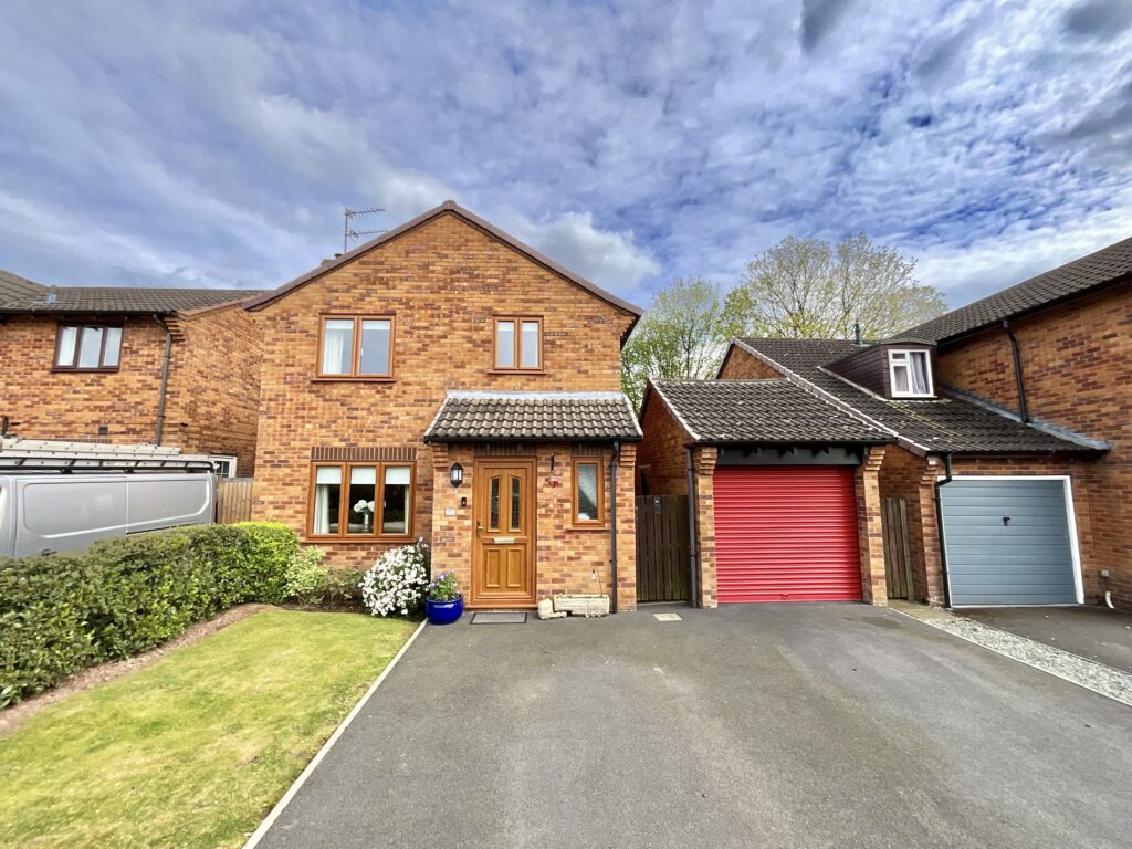 Parsons Drive, Gnosall, ST20