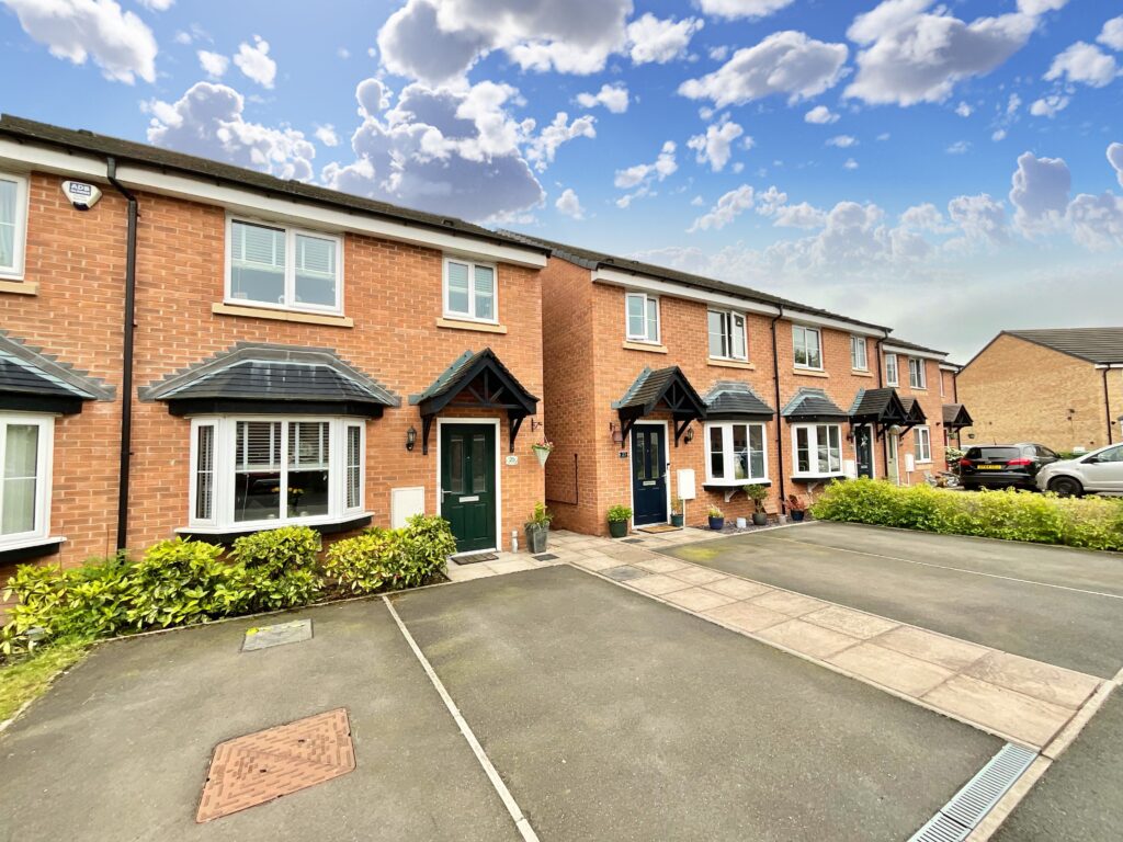 Overton Close, Eccleshall, ST21