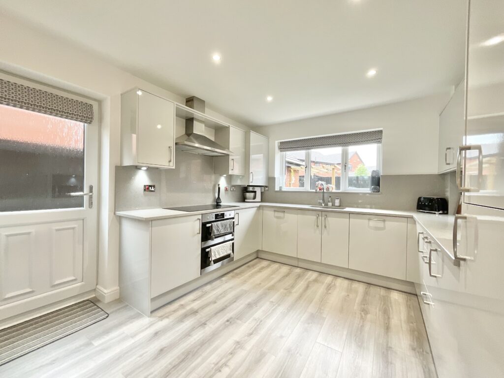 Glover Drive, Willaston, CW5