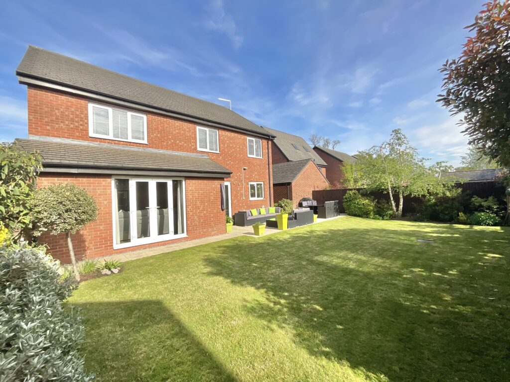 Oaks Close, Aston, CW5