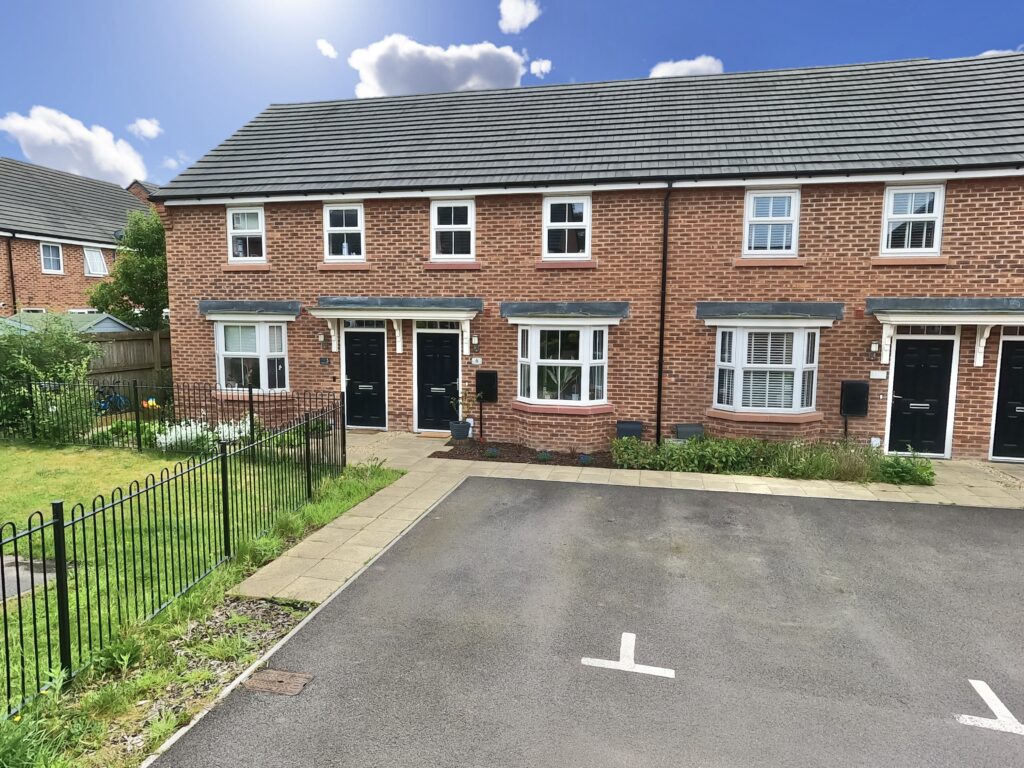 Wild Flower Close, Stapeley, CW5