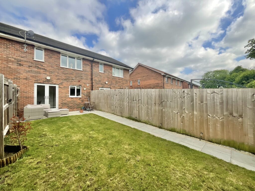 Cubitt Close, Willaston, CW5