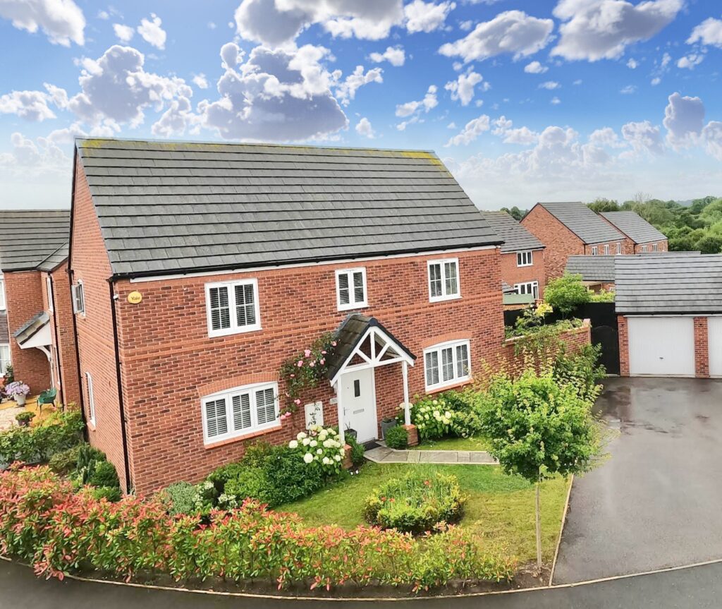 Weaver Brook Way, Wrenbury, CW5