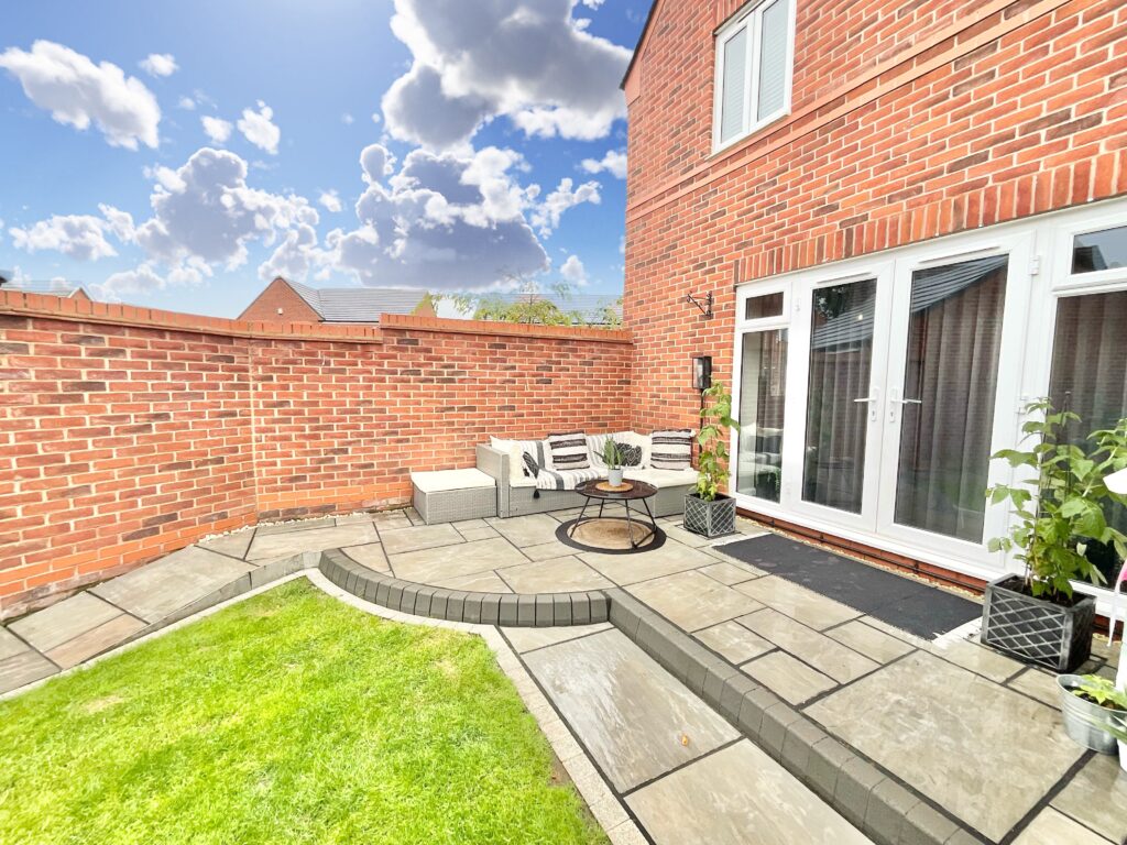 Weaver Brook Way, Wrenbury, CW5