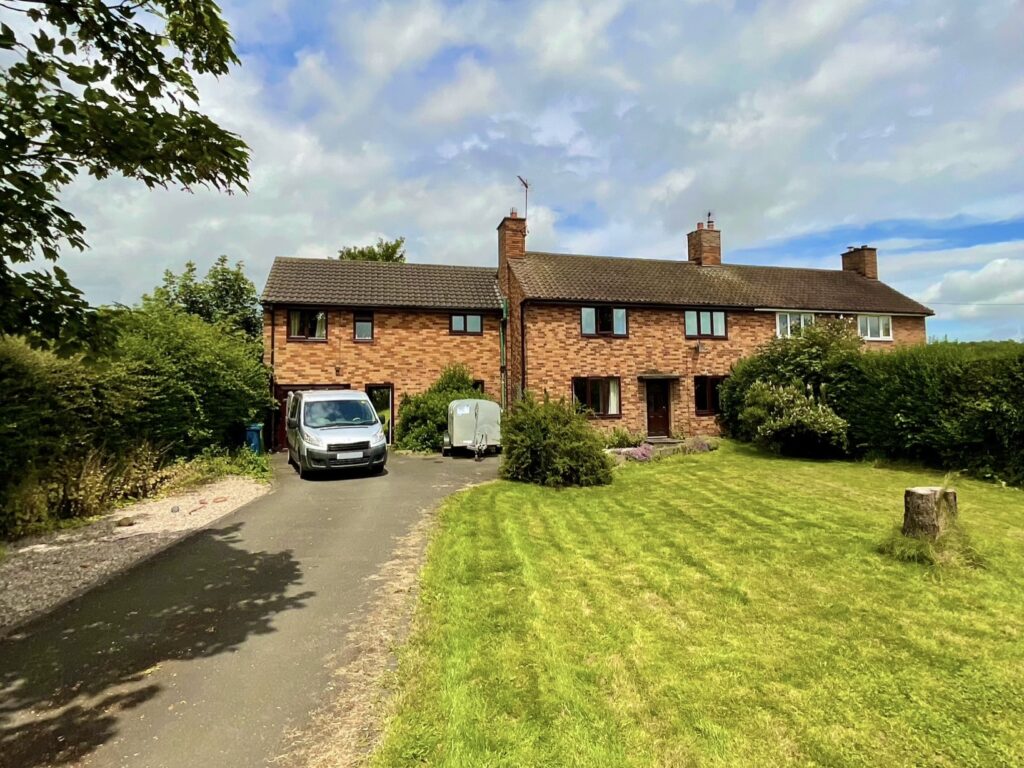 Tixall Road, Stafford, ST18