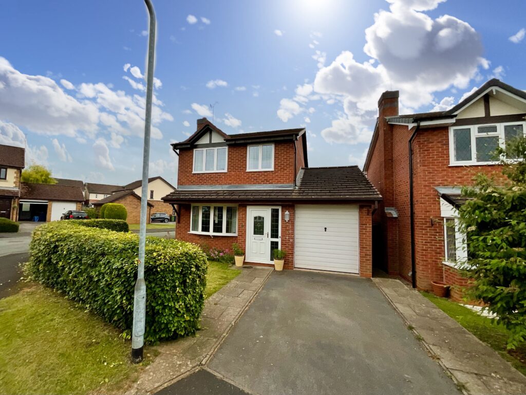 Shardlow Close, Stone, ST15