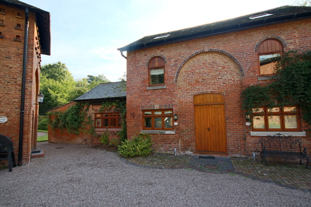 Maer, Maer Estate Cottages, ST5