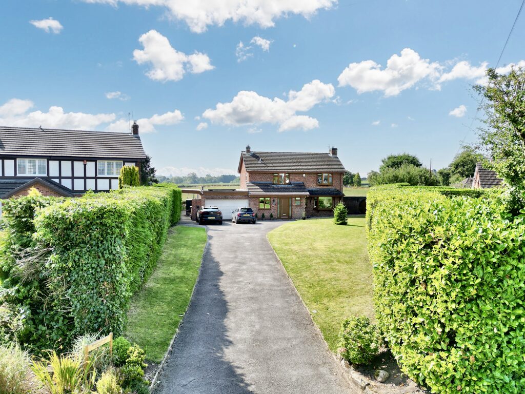 Chapel Lane, Knighton, TF9