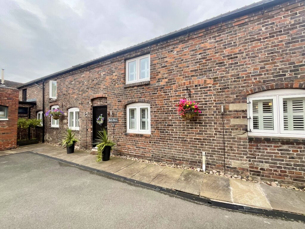 Tittensor Road, Tittensor, ST12