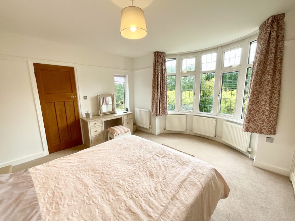 Trentham Road, Blurton, ST3 3DX