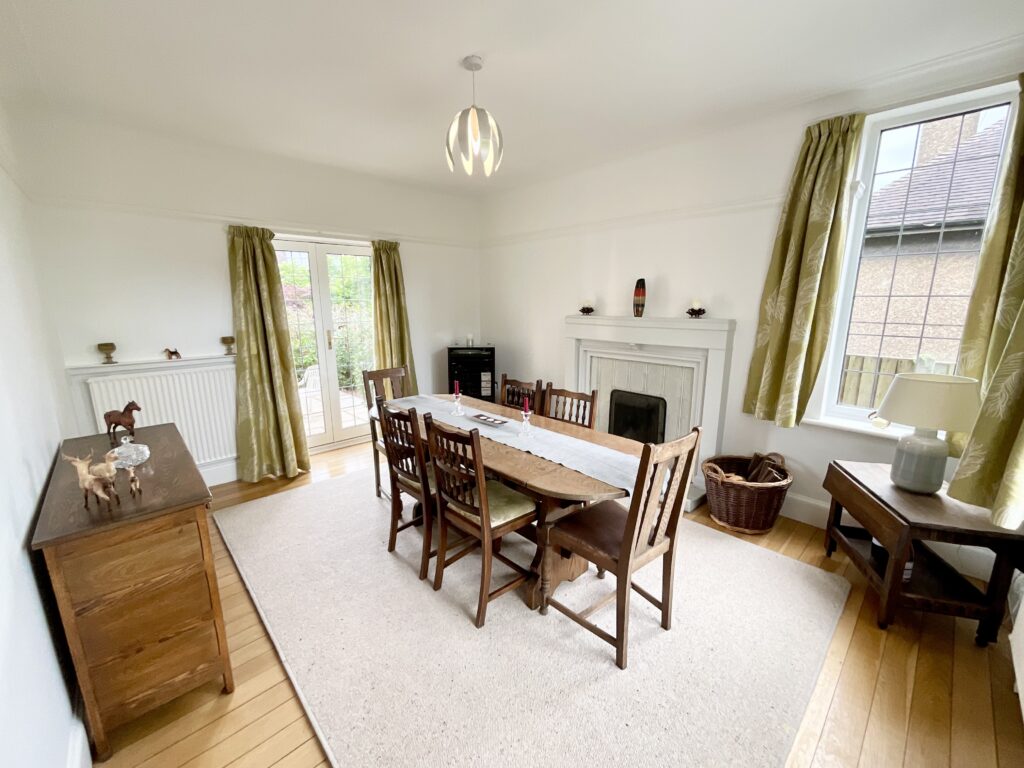 Trentham Road, Blurton, ST3 3DX