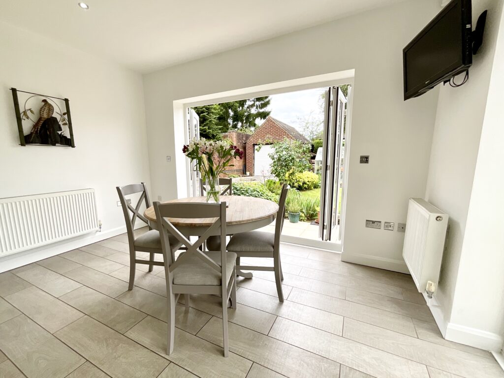 Trentham Road, Blurton, ST3 3DX