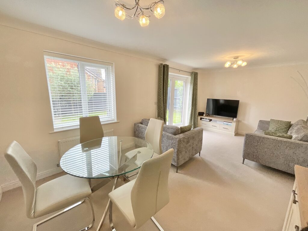 Broomhall Drive, Shavington, CW2