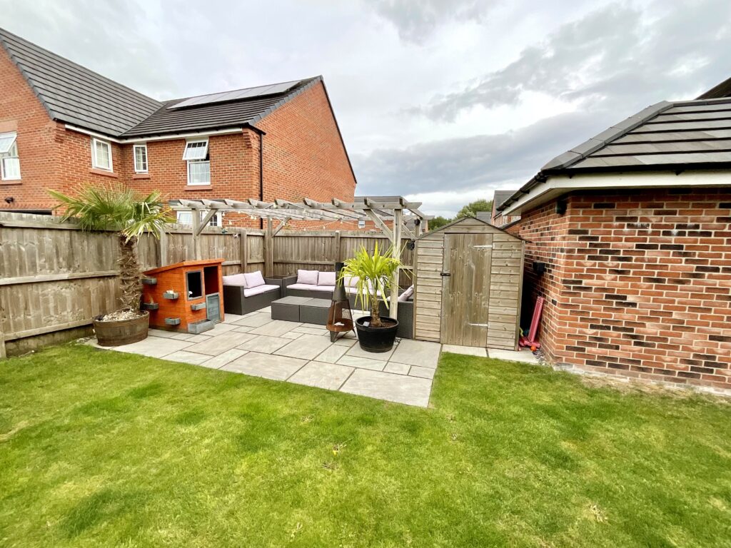 Meadowside Drive, Henhull, CW5