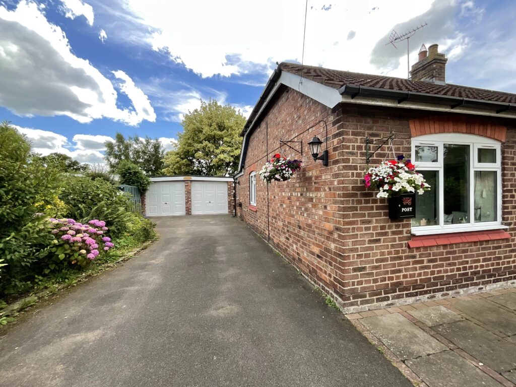 Cholmondeley Road, Wrenbury, CW5