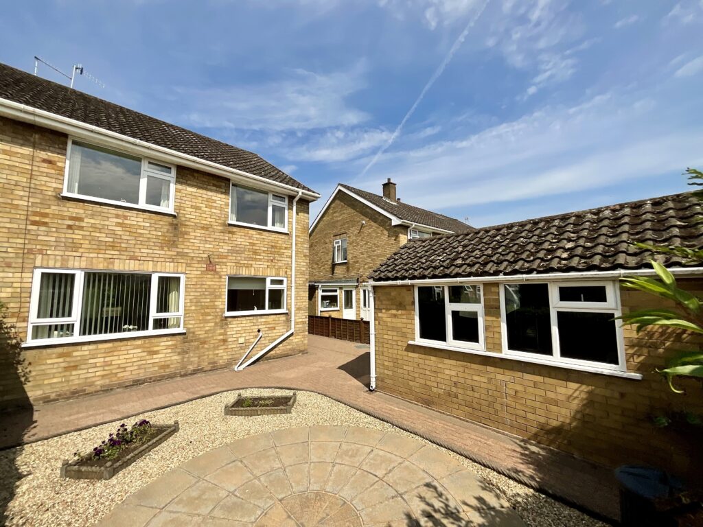 Peartree Close, Barlaston, ST12