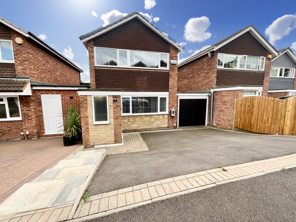 Roseway, Rugeley, WS15