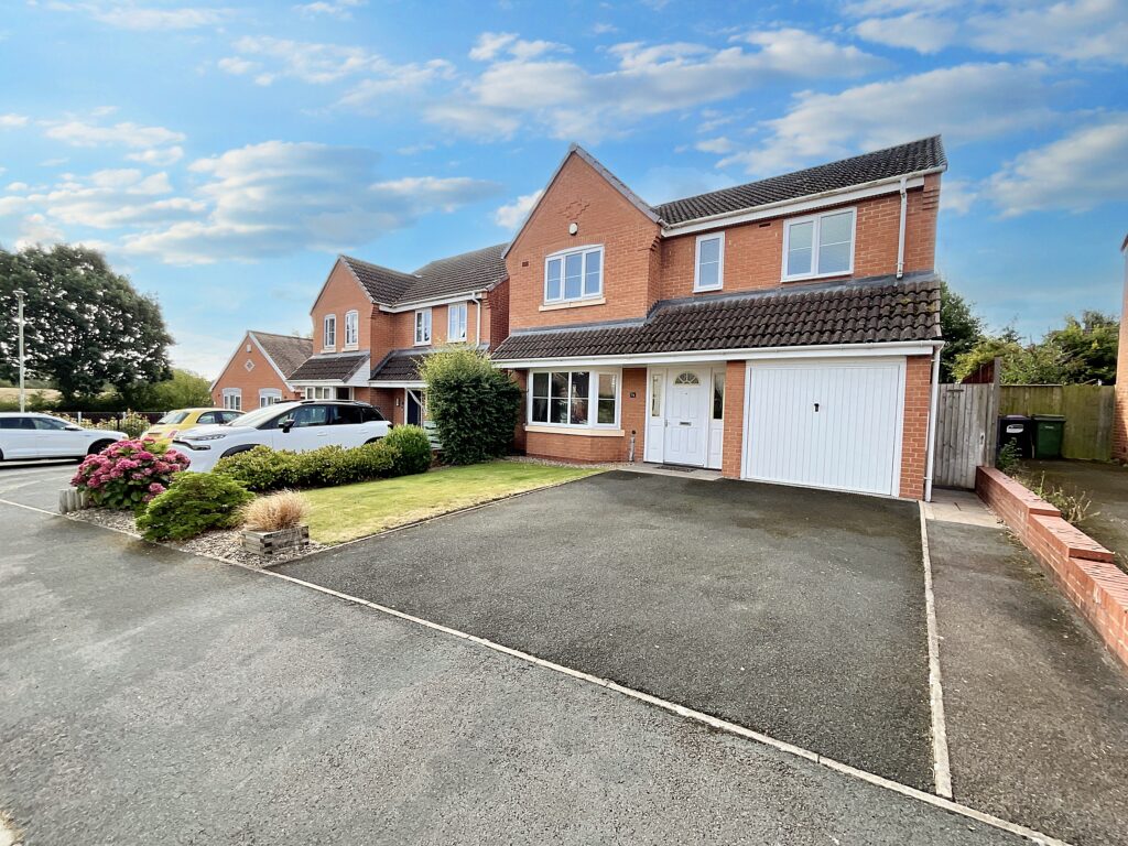 Erdington Close, Shawbury, SY4