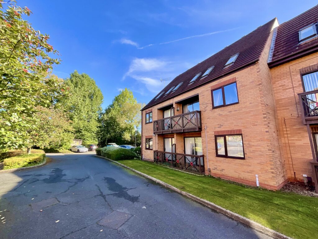 Peter James Court, Stafford, ST16