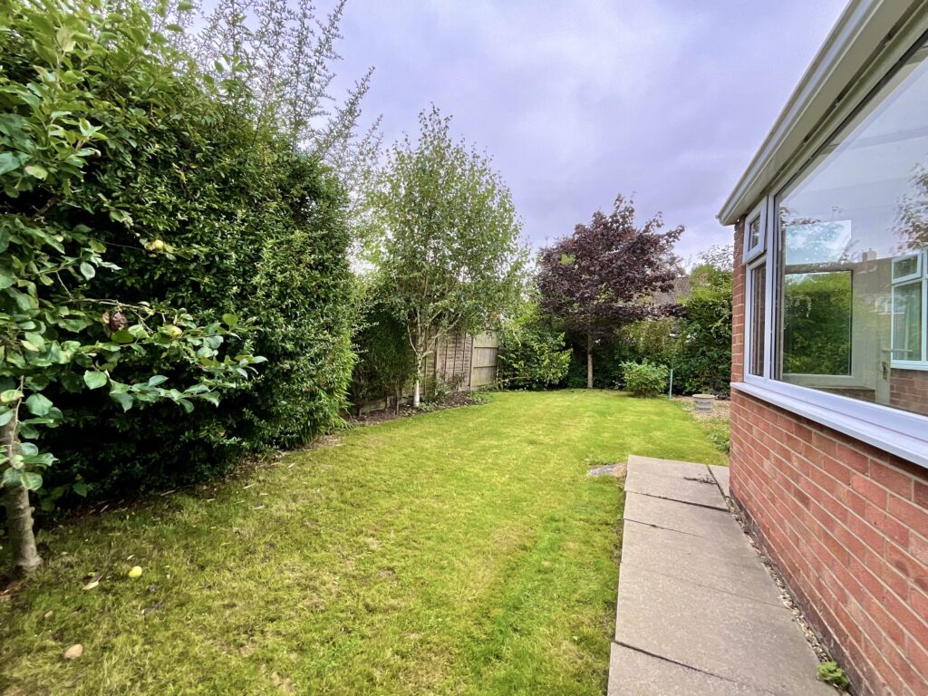 Whitethorn Avenue, Barlaston, ST12