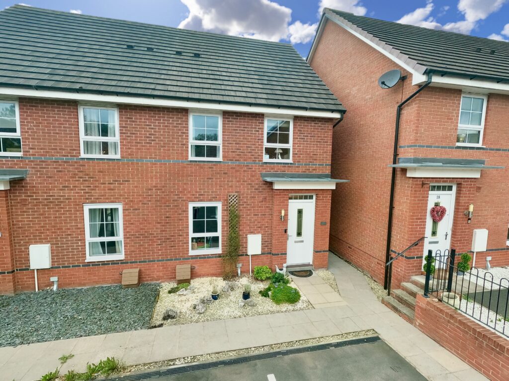 Caversham Way, Yarnfield, ST15