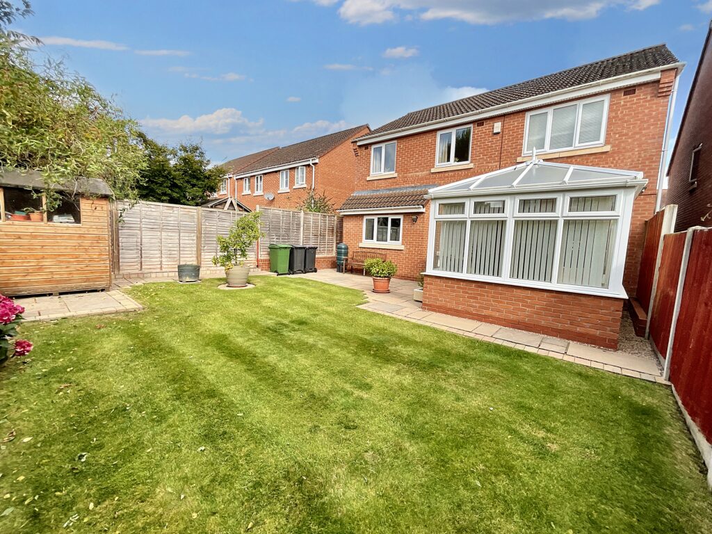 Erdington Close, Shawbury, SY4