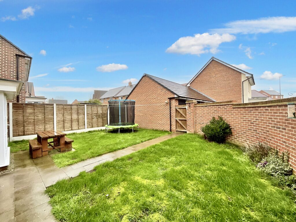 Hazel Way, Edleston, CW5