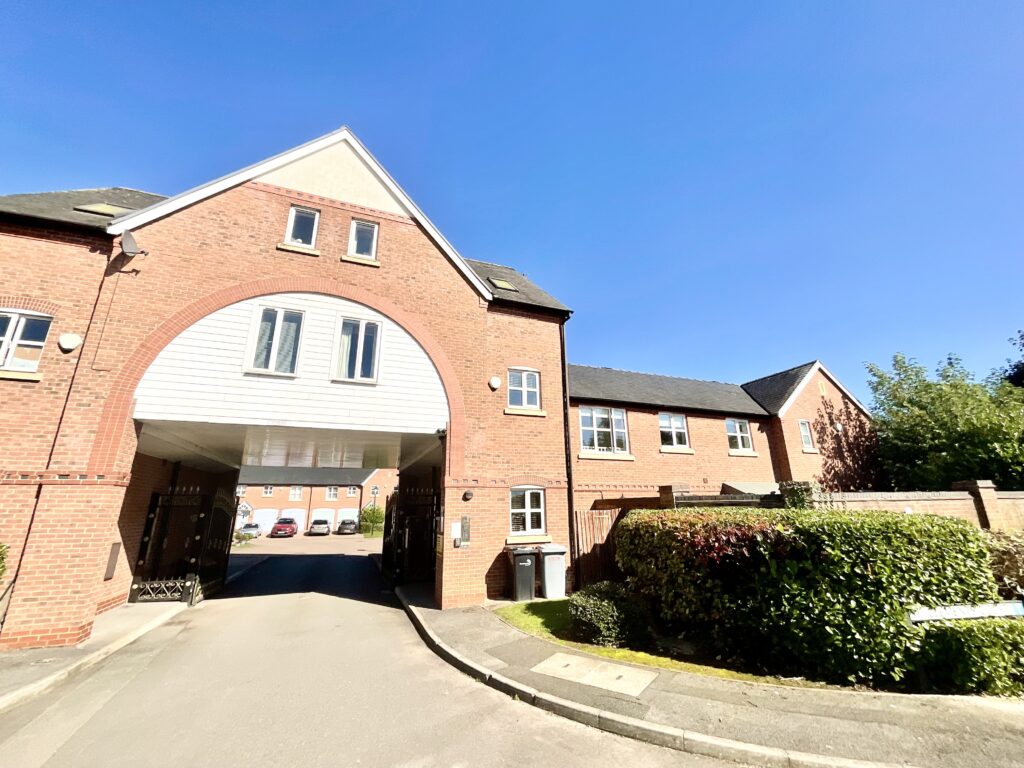 St. Clements Court, Weston, CW2