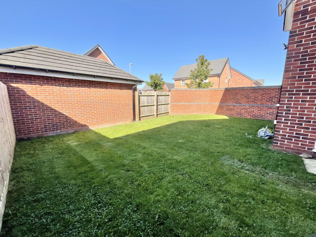 Henshall Close, Shavington, CW2