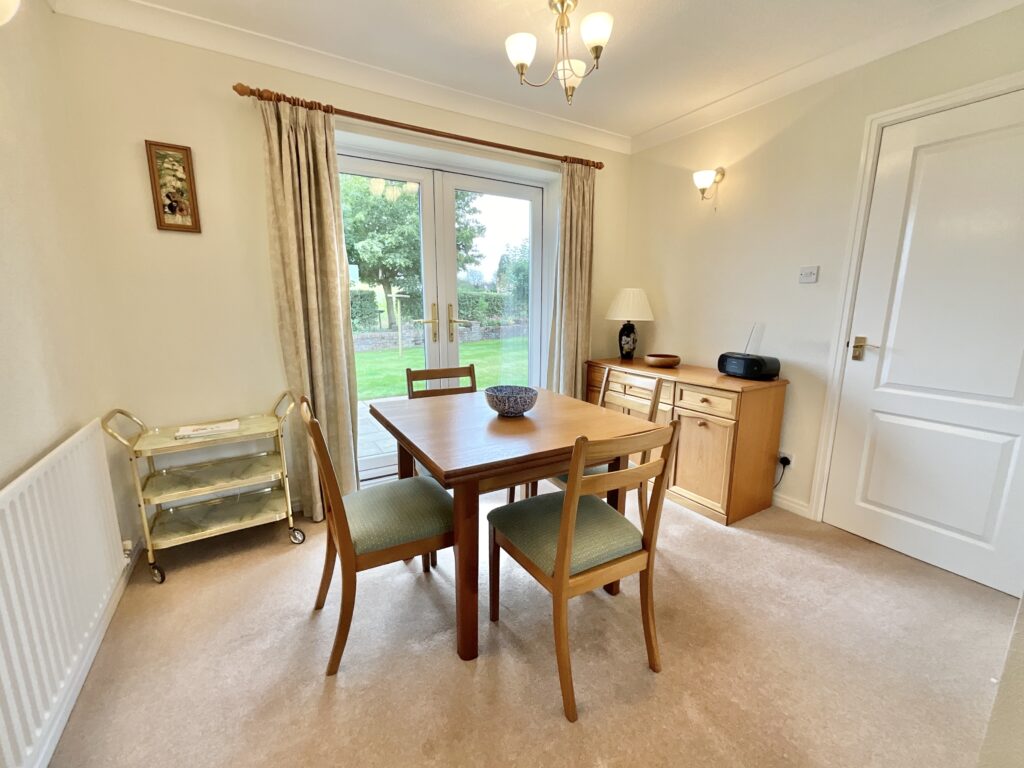 Calveley Close, Yarnfield, ST15