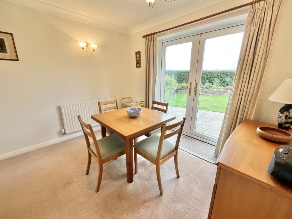 Calveley Close, Yarnfield, ST15