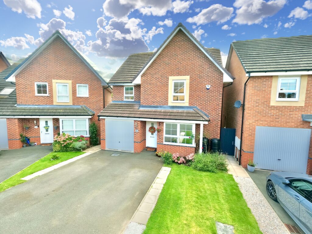 Dorney Close, Yarnfield, ST15