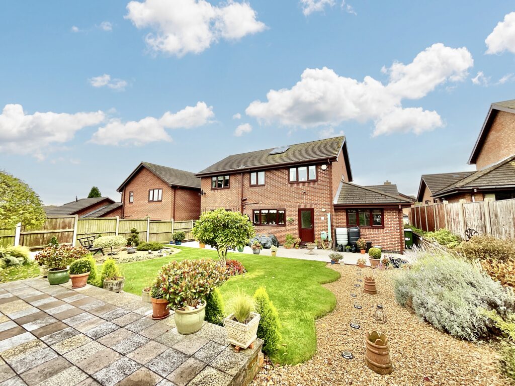 Tennyson Close, Market Drayton, TF9