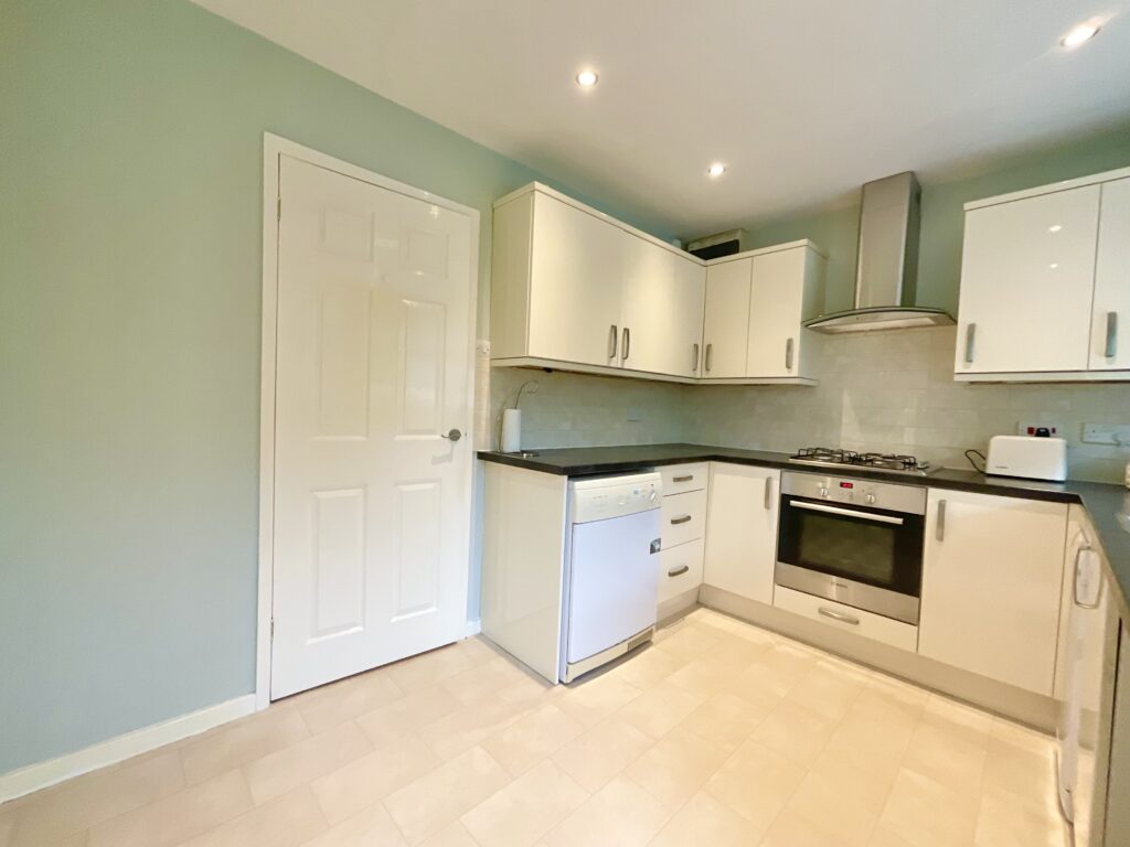 Sandhurst Avenue, Wistaston, CW2