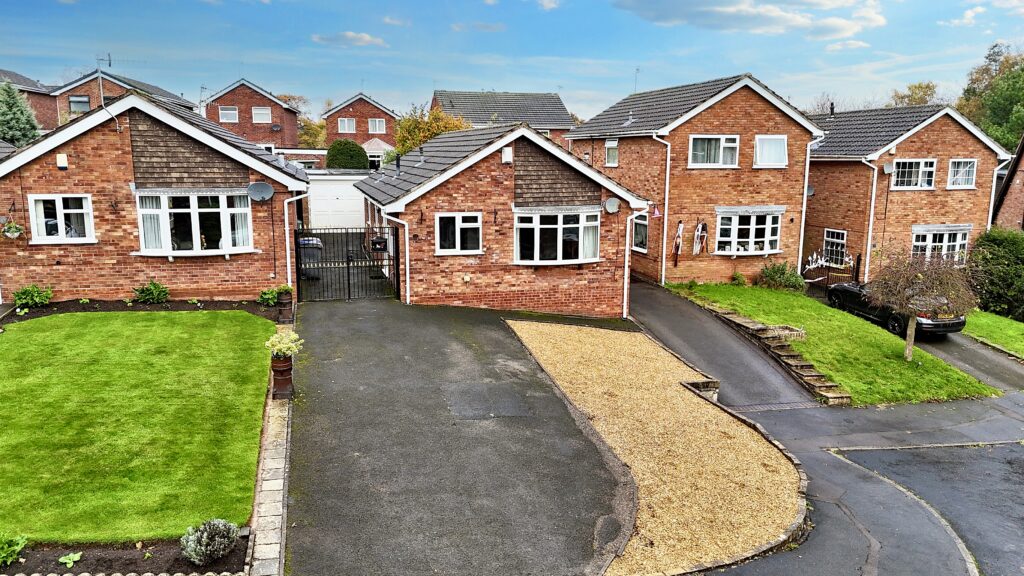 Peacehaven Grove, Stoke-On-Trent, ST4