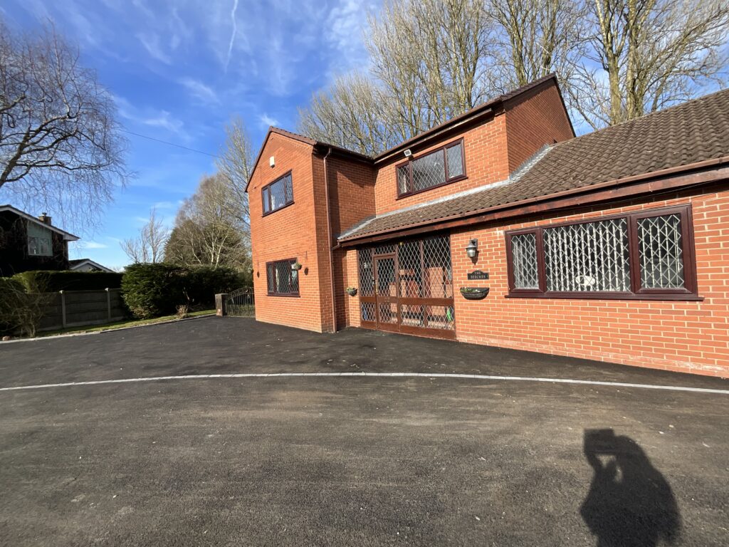 Jasmine Close, Blythe Bridge, ST11