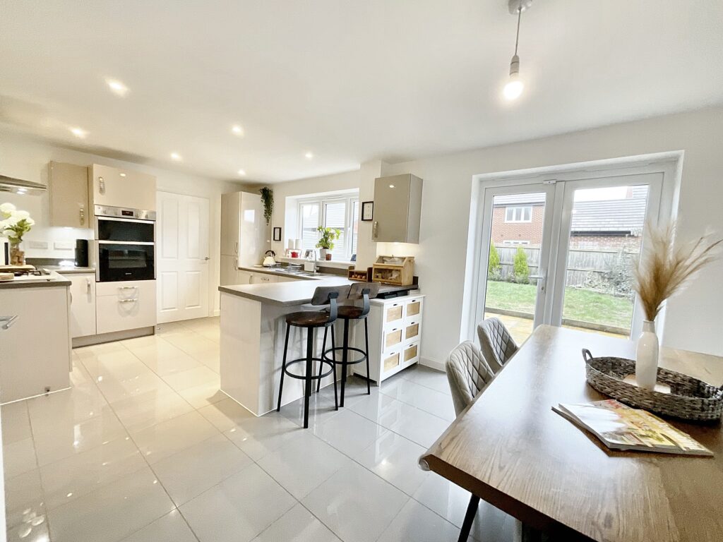 Hazel Way, Edleston, CW5