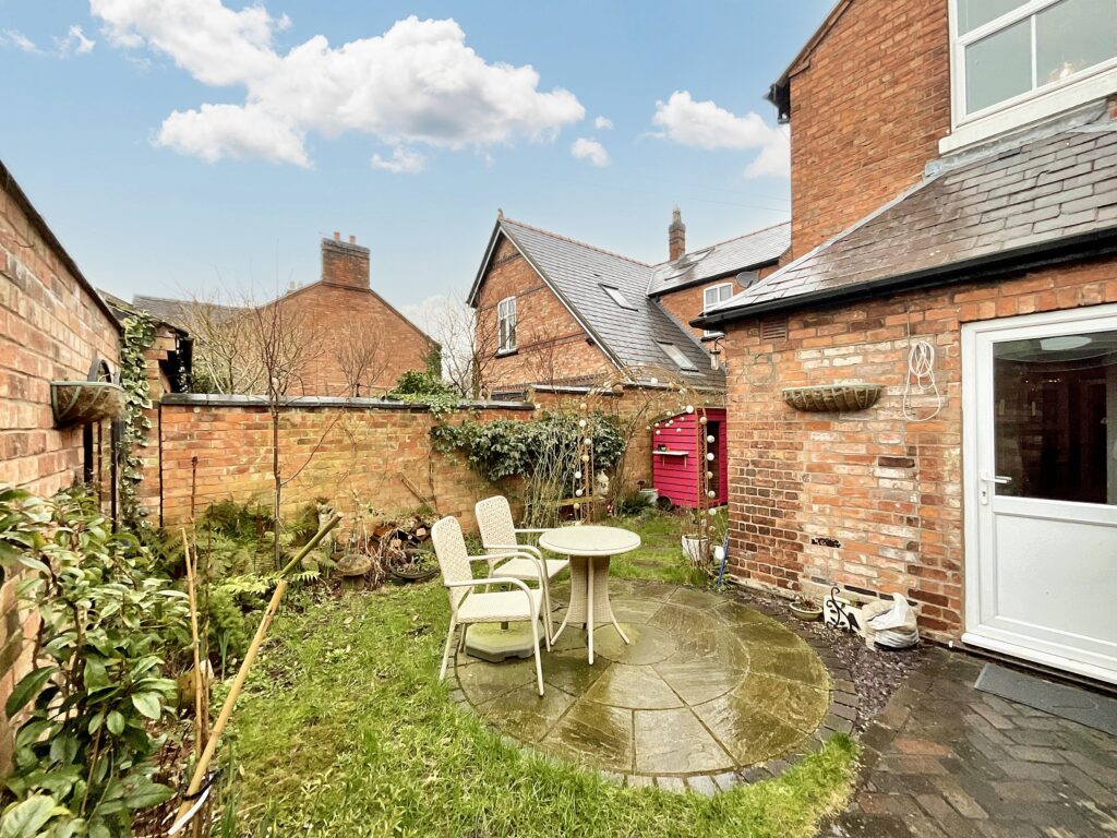 North Crofts, Nantwich, CW5