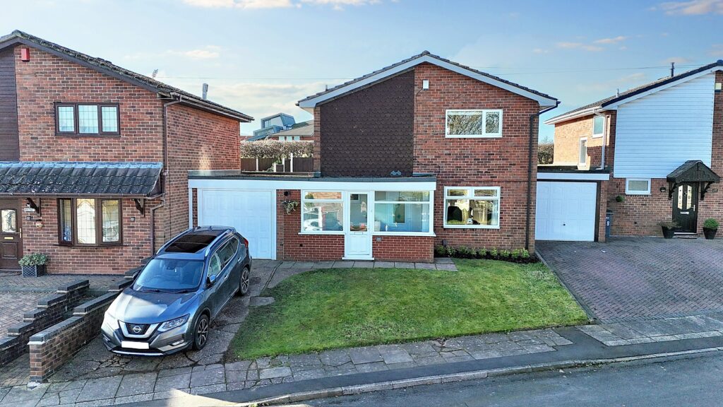 Deansberry Close, Stoke-On-Trent, ST4