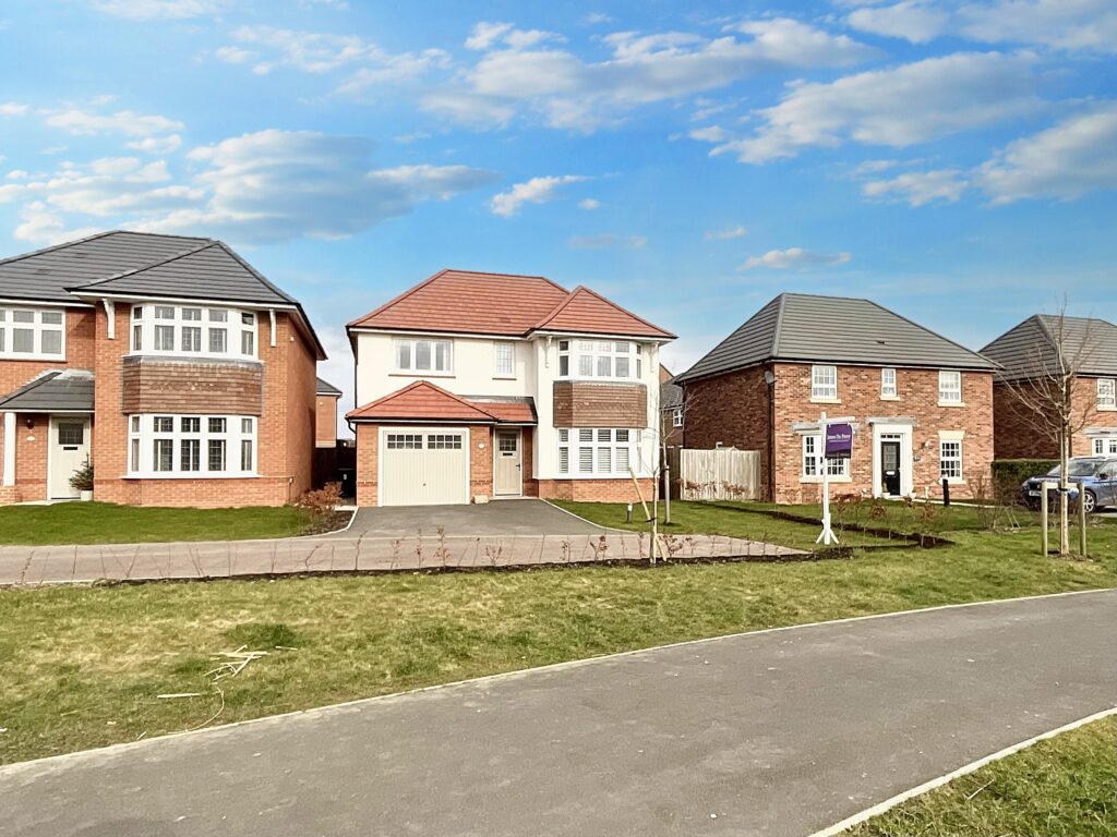 Rowton Heath Close, Henhull, CW5