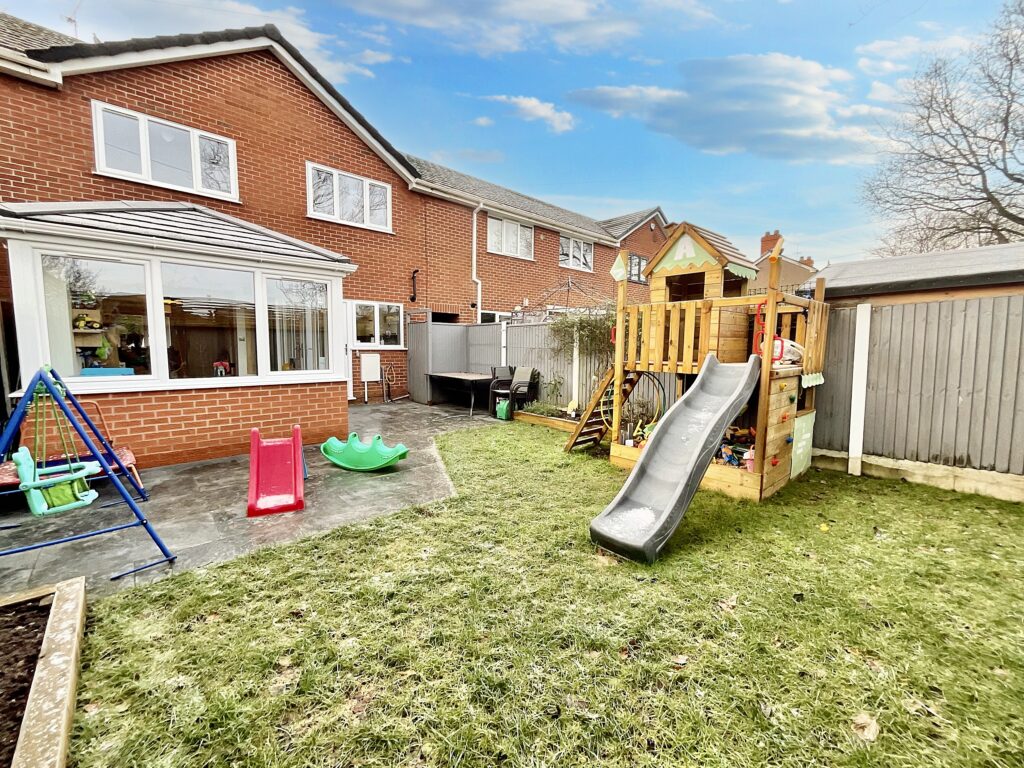 Nursery Close, Shavington, CW2