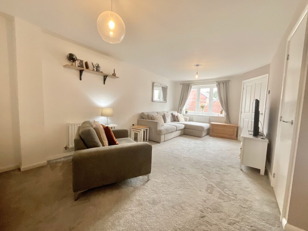 Falcon Way, Edleston, CW5