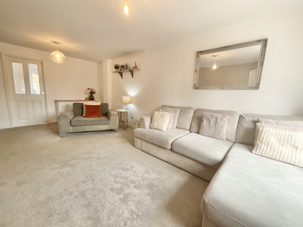 Falcon Way, Edleston, CW5