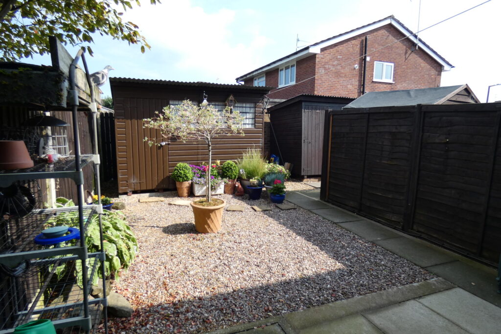 Ness Grove, Cheadle, ST10