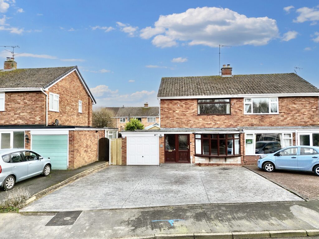 Sherwood Crescent, Market Drayton, TF9