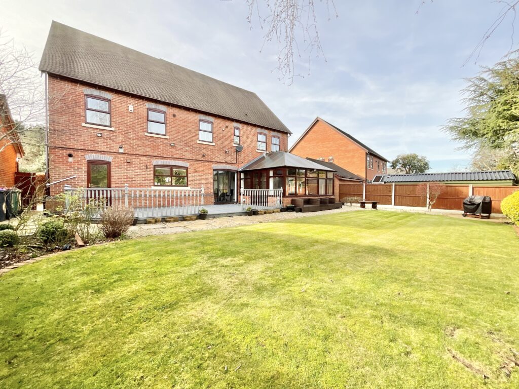 Peregrine Way, Apley, TF1