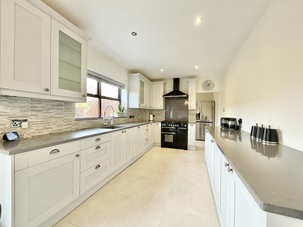 Peregrine Way, Apley, TF1